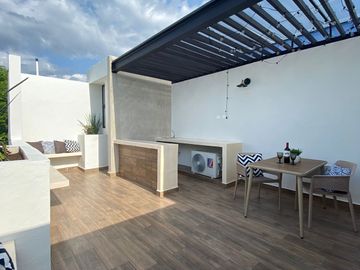TOWNHOUSE EN VENTA, EXCELENTE UBICACIÓN ZONA NORTE, CHOLUL