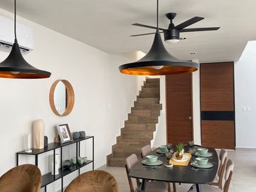 TOWNHOUSE EN VENTA, EXCELENTE UBICACIÓN ZONA NORTE, CHOLUL