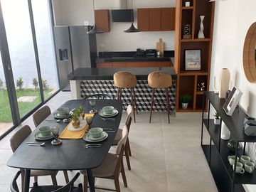 TOWNHOUSE EN VENTA, EXCELENTE UBICACIÓN ZONA NORTE, CHOLUL