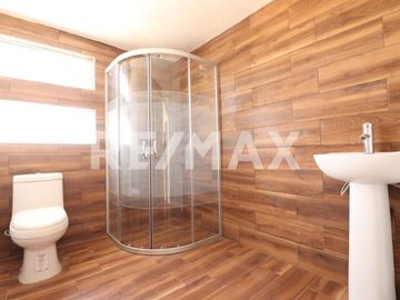 CASA EN VENTA EN TOLUCA, CAPULTITLAN (tres niveles) - (3)