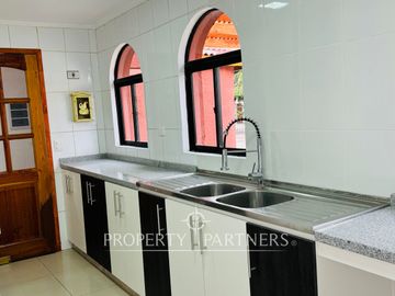 Hermosa y Remodelada Casa en Peñuelas