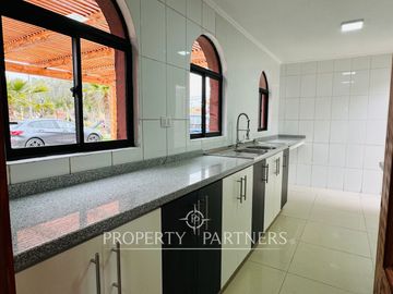 Hermosa y Remodelada Casa en Peñuelas
