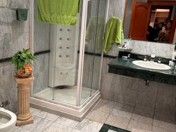 Casa - Aeropuerto de Ezeiza Ideal Hotel o Spa