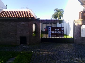 Casa - Adrogue