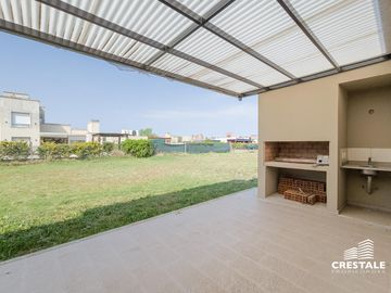 Venta casa 2 dormitorios Funes