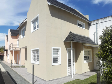 Casa - Turdera