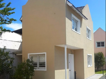 Casa - Turdera