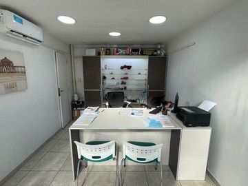Venta Galpon Av. Colon