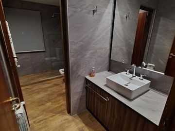 EXCELENTE CHALET 5 AMB. CARILO