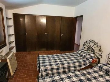 Se vende hermoso caserón + casa de casero en Villa Allende Golf! a pocas cuadras