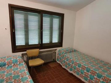 Se vende hermoso caserón + casa de casero en Villa Allende Golf! a pocas cuadras