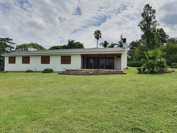 Se vende hermoso caserón + casa de casero en Villa Allende Golf! a pocas cuadras