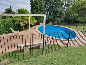 Se vende hermoso caserón + casa de casero en Villa Allende Golf! a pocas cuadras