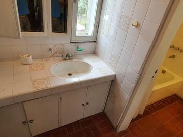 Se vende hermoso caserón + casa de casero en Villa Allende Golf! a pocas cuadras