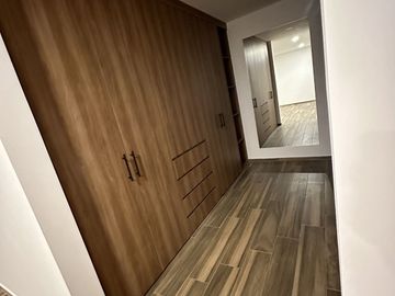 CASA EN VENTA MODERNA AMPLIOS ESPACIO LOMAS DE ANGELOPOLIS PARQUE NAYARIT