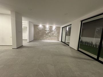 CASA EN VENTA MODERNA AMPLIOS ESPACIO LOMAS DE ANGELOPOLIS PARQUE NAYARIT