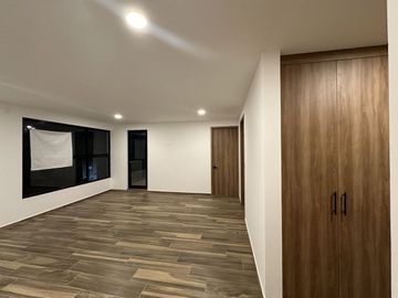 CASA EN VENTA MODERNA AMPLIOS ESPACIO LOMAS DE ANGELOPOLIS PARQUE NAYARIT