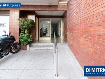 ¡4 Ambientes con Patio y Balcon para reciclarlo a tu gusto! Visitalo Express HOY mismo!