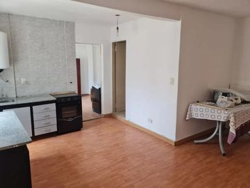 Departamento en venta - 2 Dormitorios 1 Baño - 42Mts2 - Tablada