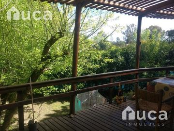 VENTA | CASA  Estilo Rustico, c/Jardin y Pileta   2 Cabañas | La Bota