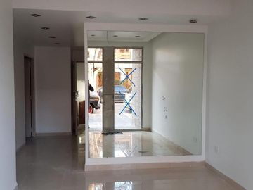 Dpto 2 amb. 45 m2 total, a estrenar y amueblado, c/ cocina aparte, Villa Luro.