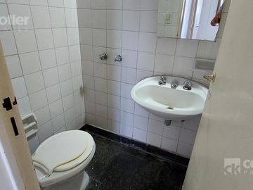 Departamento de 4 amb a metros la estación de Temperley Este
