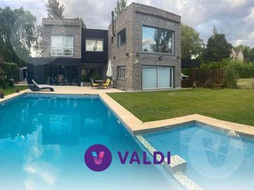 Casa en venta - Barrio Quintas del Sol, Ezeiza