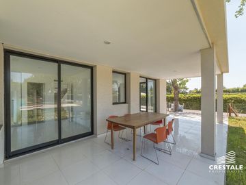 Casa a Estrenar 3 dormitorios en venta - Fisherton, Rosario