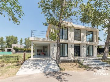 Casa a Estrenar 3 dormitorios en venta - Fisherton, Rosario