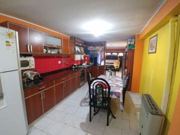 CASA TIPO CHALET
