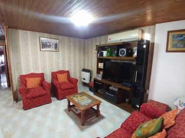 CASA TIPO CHALET