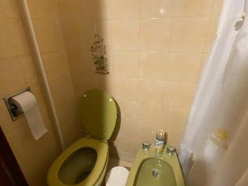 Chalet 4 ambientes con garage pasante sobre lote de 333m2 en Angel Roffo y Florisbelo Acosta