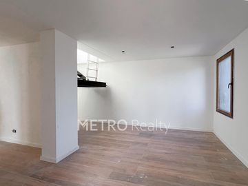 Casa en venta al lago central con 4 suites en Virazon, Nordelta