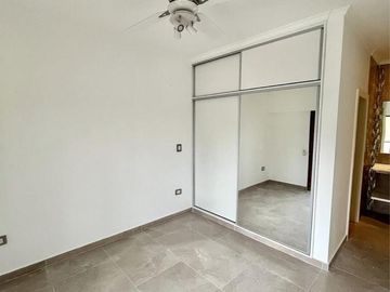 Departamento en  Venta Dominicis 1135, Campana centro.