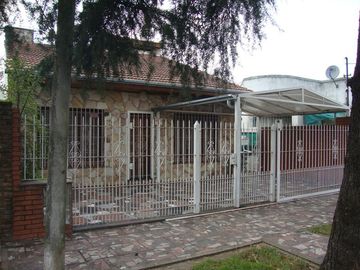 Casa - Claypole