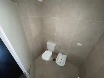 Monoambiente en venta con balcon - Microcentro