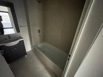 Monoambiente en venta con balcon - Microcentro