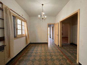 VENTA PH 3 AMB FRENTE JARDIN COCHERA, BERNAL