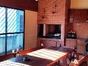 VENTA CASA EN DOS PLANTAS * LANÚS OESTE * APTA CRÉDITO * C. CASARES 2200