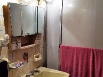 VENTA CASA EN DOS PLANTAS * LANÚS OESTE * APTA CRÉDITO * C. CASARES 2200