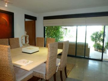 CASA EN VENTA EN VILLAS DEL MESÓN