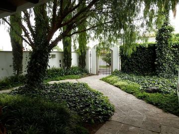 CASA EN VENTA EN VILLAS DEL MESÓN