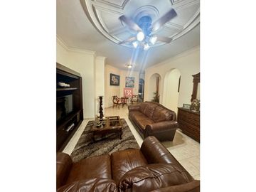 CASA EN VENTA EN COL. ZONA NORTE. CD. OBREGÓN, SONORA