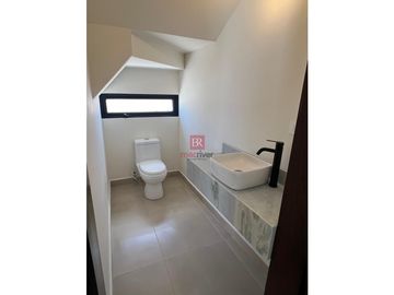 CASA EN VENTA EN FRACC. MONARCAS. CD. OBREGÓN, SONORA