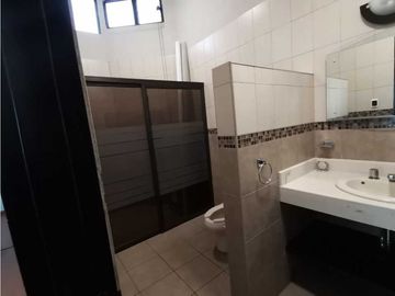 Casas En Venta En Conjunto Privado Por Galerias Serdán