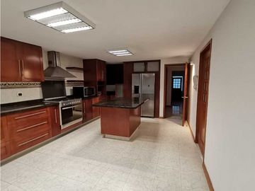 Casas En Venta En Conjunto Privado Por Galerias Serdán