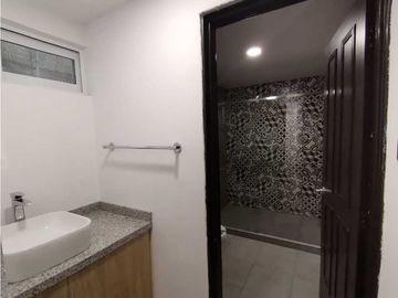 Casas En Venta En Conjunto Privado Por Galerias Serdán