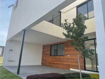 Casa En Venta En Cholula Fraccionamiento El Refugio