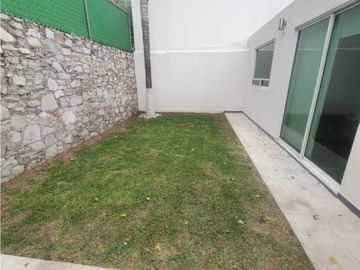 Casa En Venta Dentro De Fraccionamiento En Boulevard San Felipe