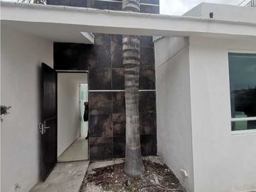 Casa En Venta Dentro De Fraccionamiento En Boulevard San Felipe